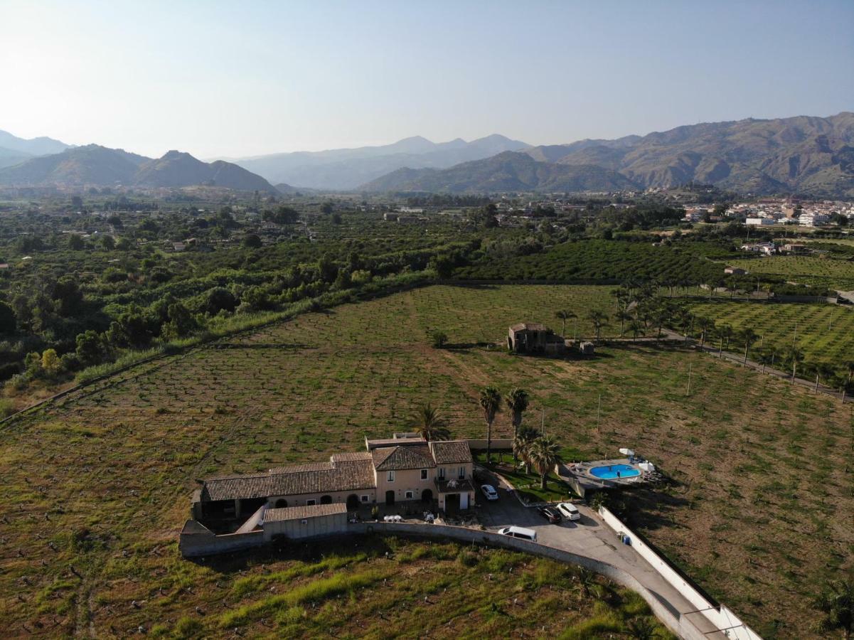 Villa Laura Apartment جيارديني ناكسوس المظهر الخارجي الصورة